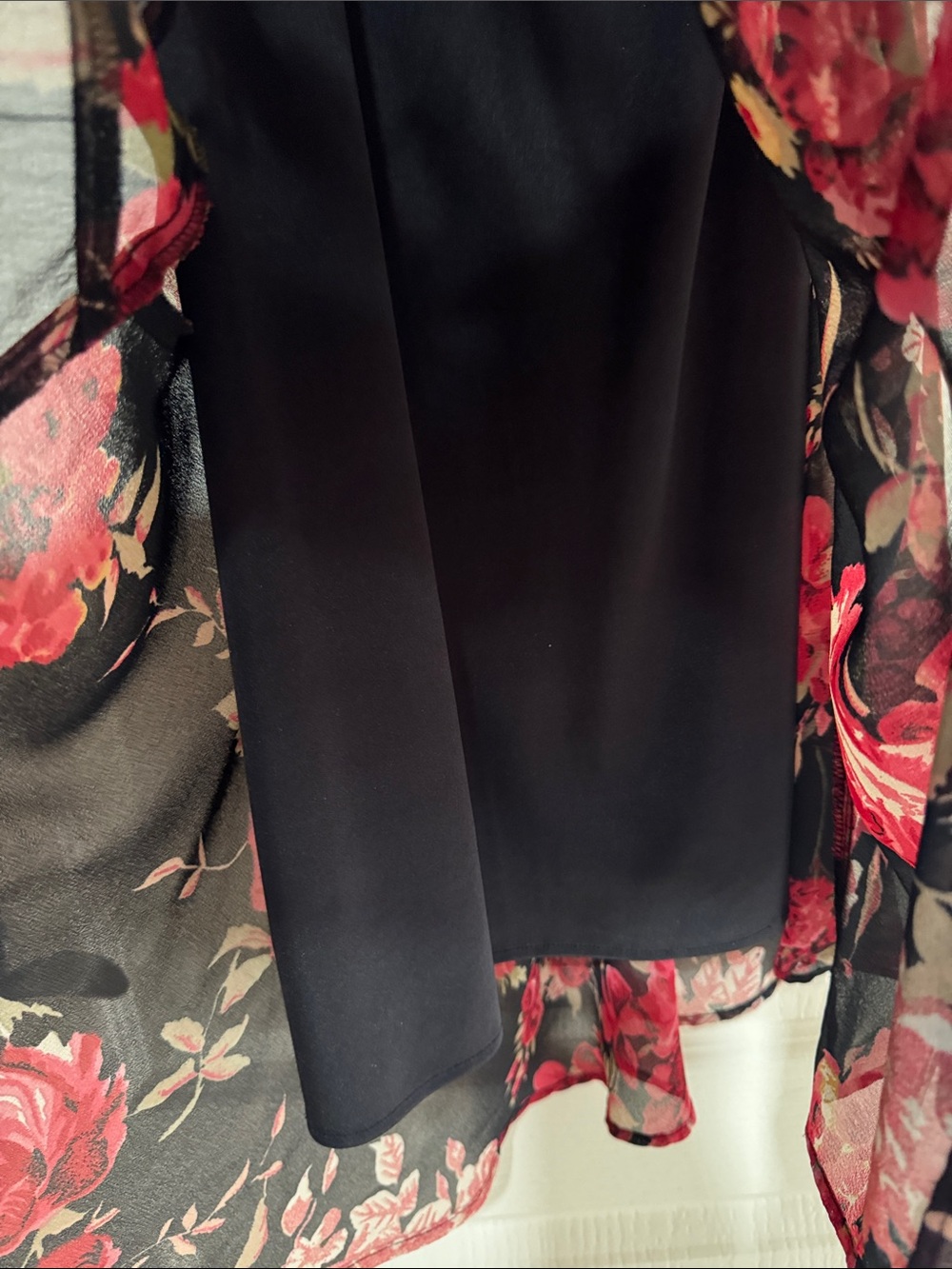 Vintage connected apparel Black Midi Dress with Pink Floral Print💕 - Picture 5 of 8